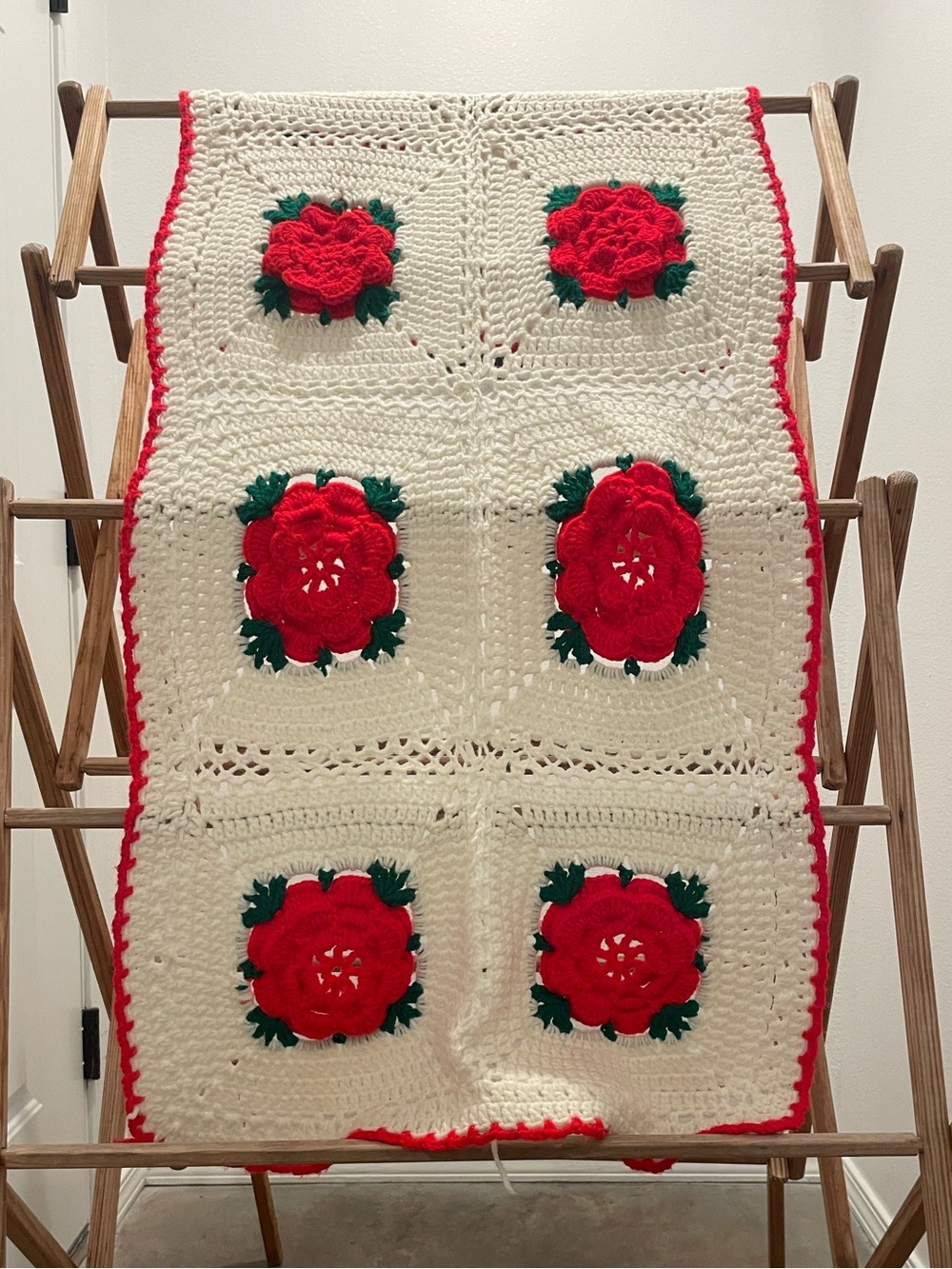 Vintage Granny Square 3D Rose Couch Afghan Decor Cabbage Rose Christmas